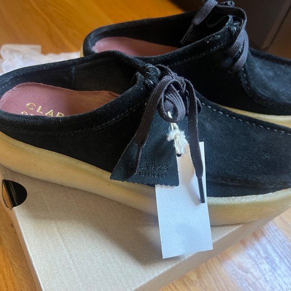 Clark's shoes for men - Picture 2 of 3